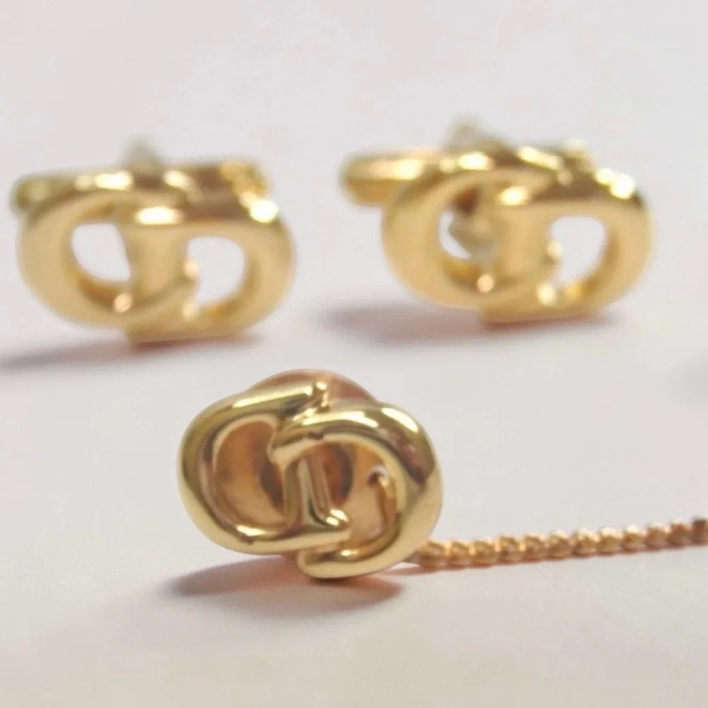 Christian Dior Cuffs & Tie Pin Set 😍🔥